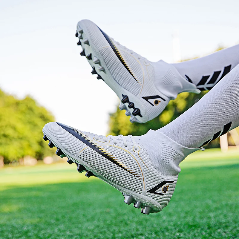 FG/HG/TF Men's football boots High ankle youth football shoes spikes professional training shoes Futsal football shoes