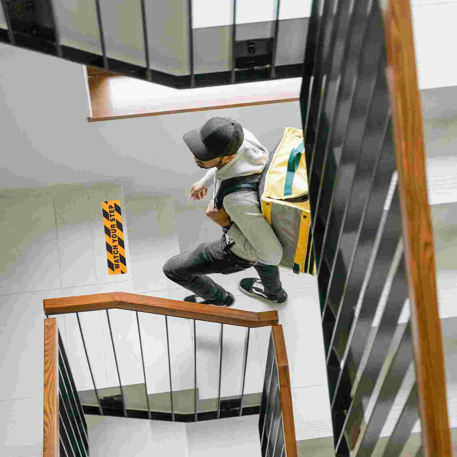 Рисунок 3 - Наклейки для влажного пола