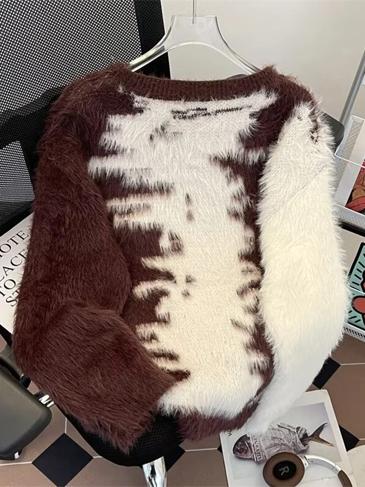 Gradient Mink Velvet Jacquard Sweater Men and Women Retro 2024 Winter New Contrast Color Over fit knit Thickened Outerwear