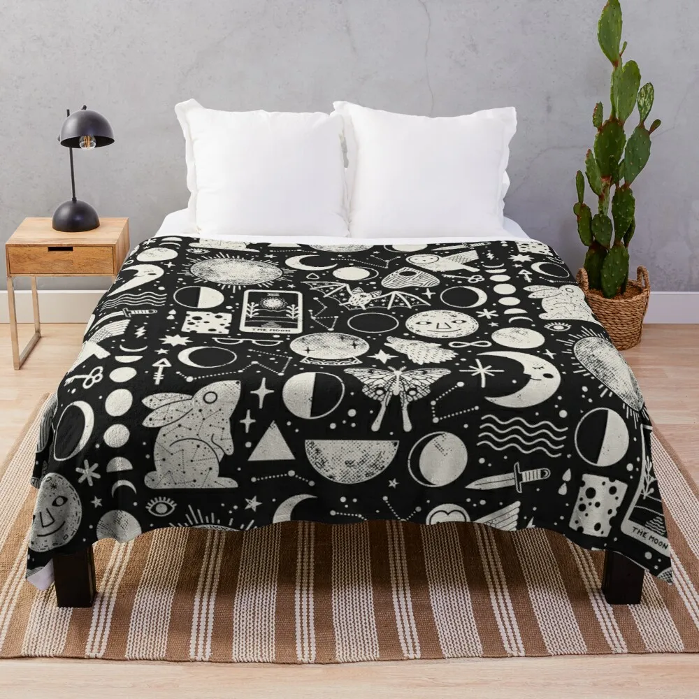 

Lunar Pattern: Eclipse Best Fashion Fluffy Soft Fluffy Warm Cozy Chunky Throw Blankets
