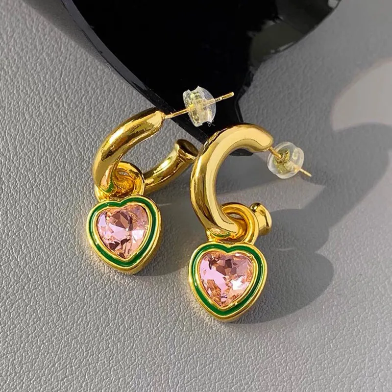 

Fashion Cool Crystal Statement Metallic Heart Drop Earrings For Women 2022 New Jewelry Wholesale