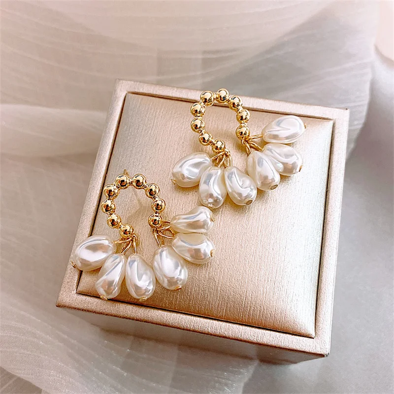 

Baroque Style Sector Dangle Earrings For Women Gold Color Korea Design Simple Pearl Pendant Earrings Teens Girls Modern Jewelry