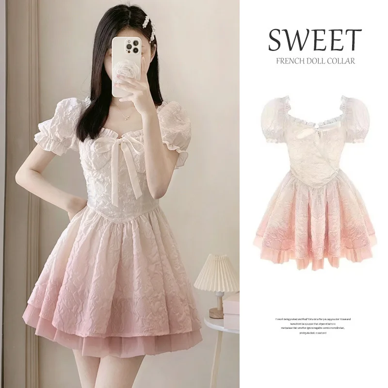 

Платье женское ТРАПЕЦИЕВИДНОЕ с рукавами-фонариками и бантом