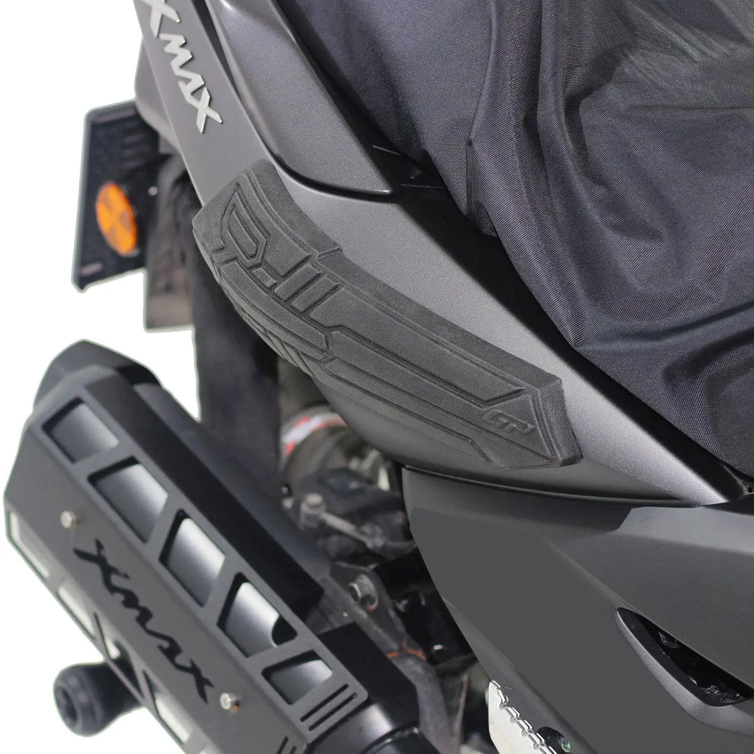 GP composite For XMAX-Compatible Side Fairing Cover Black enlarge