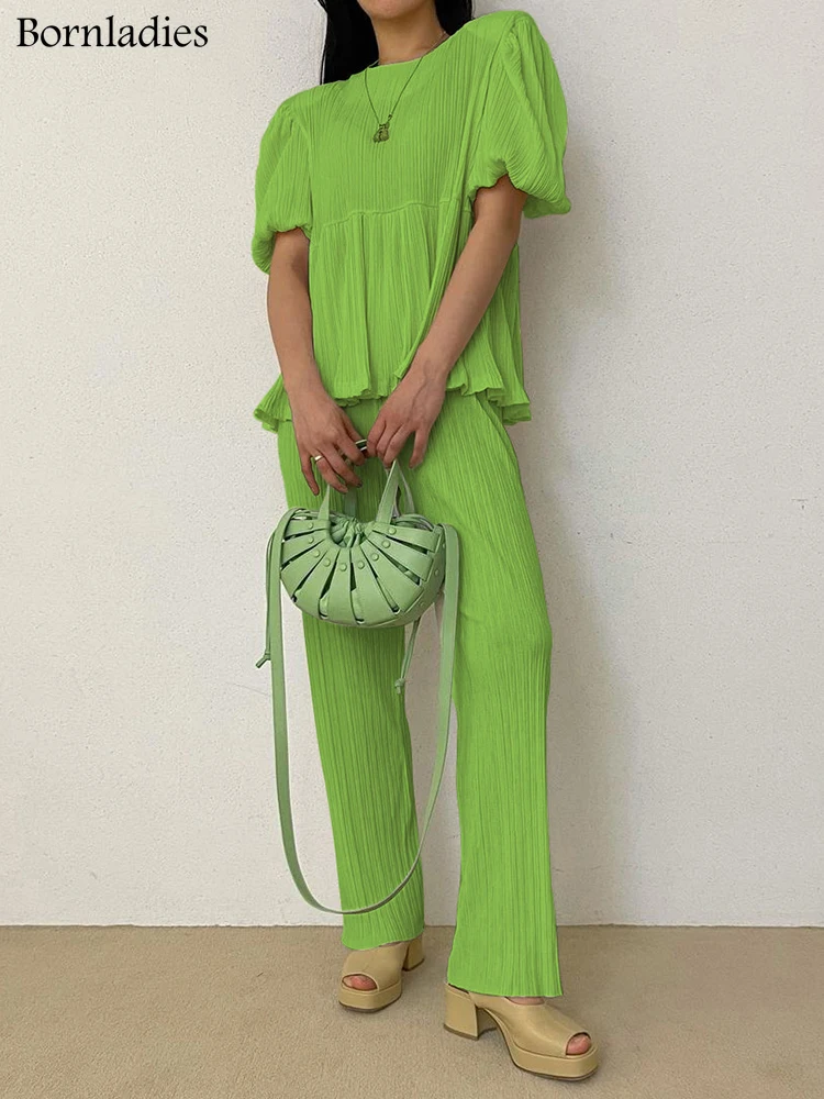 

Bornladies шикарный плиссированный Женский комплект из 2 предметов рубашка с коротким рукавом-фонариком и брюки костюм летние женские модные бр...