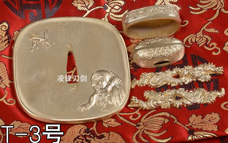 Полный винтажный медный и яркий латунный набор аксессуаров Tsuka Tsuba Fushi Kashira Menuki для