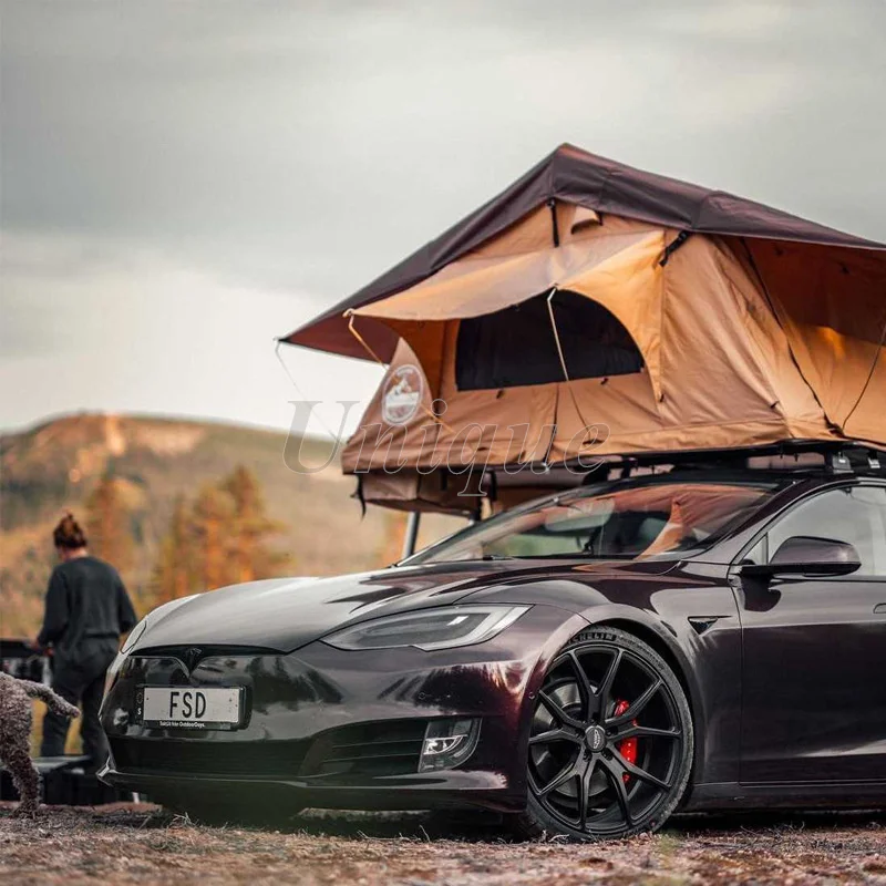 Автомобильная палатка на крыше с лестницей кемпинг открытом воздухе наземная