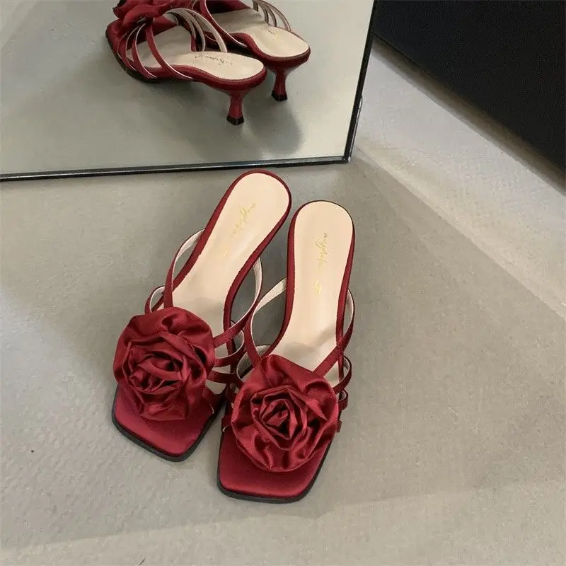 Туфли-лодочки женские на каблуке красные розовые