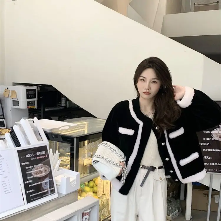 24 осень/зима новое маленькое ароматное пальто из овечьего меха с круглым вырезом