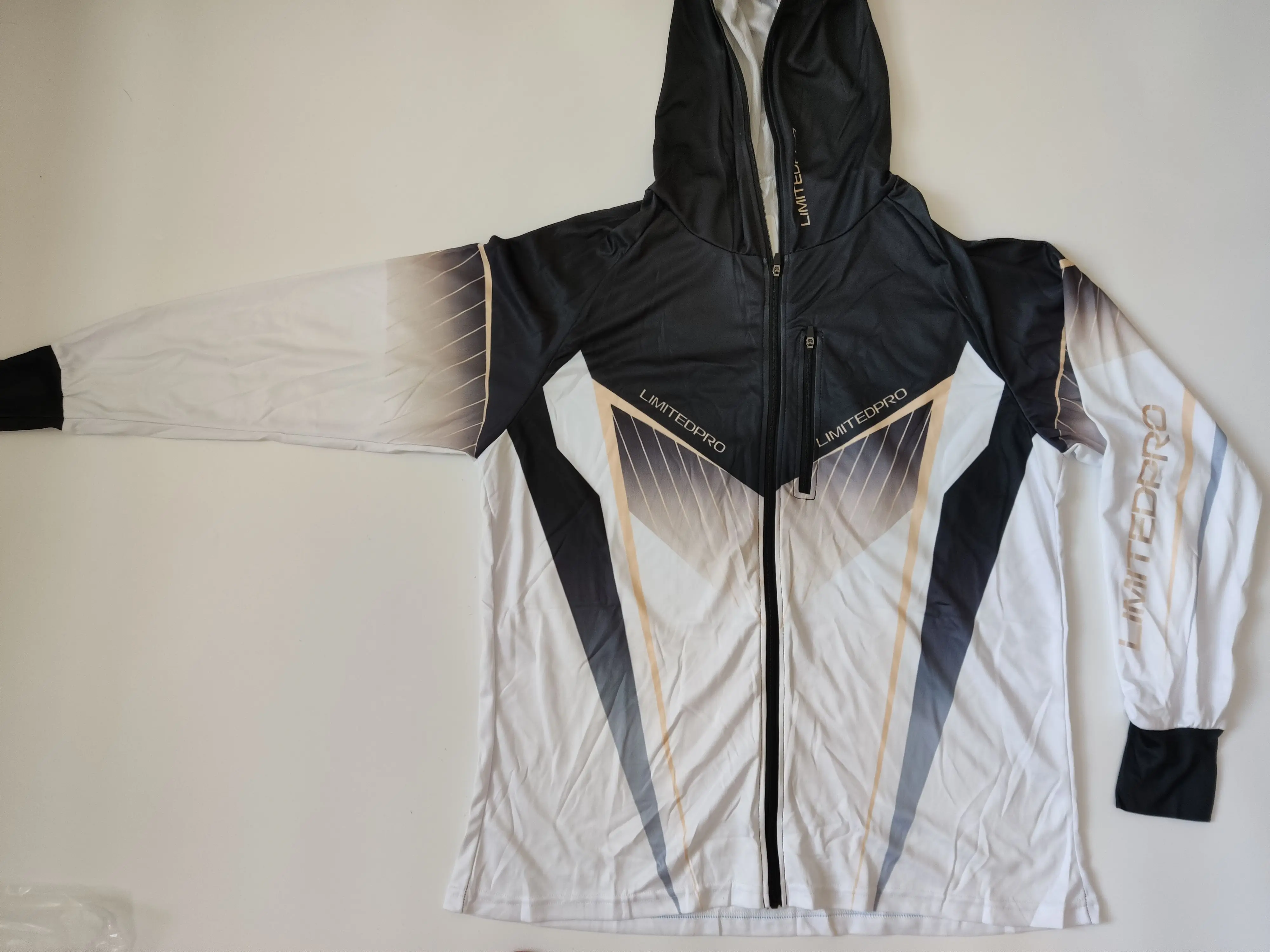 

New 2021 men fishing clothes windproof clothing zipper anti-mosquito jacket fishing running jacket fishing clothes