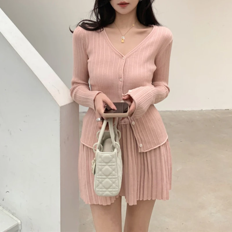 

Korean 2023 Pleated Color V-neck Waist Cardigan Skirt Two-piece New High Spring Long-sleeved Solid Women Casual Suit A-line +