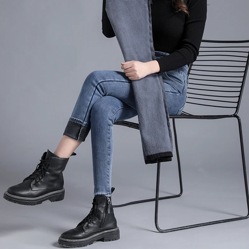 Зимние плотные теплые облегающие джинсы женские флисовые эластичные Простые