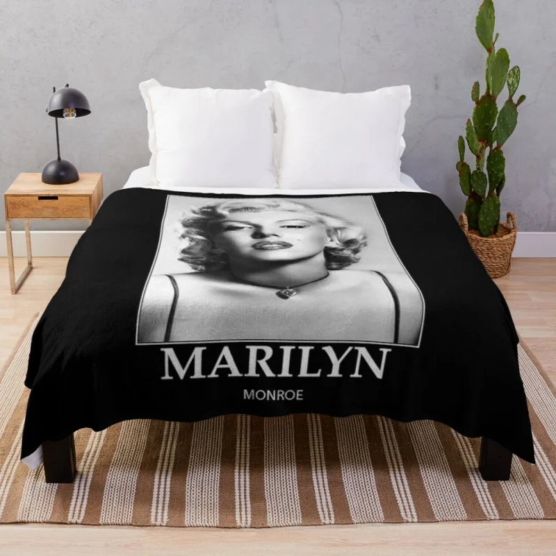 

Marilyn Monroe - BW - D49 Throw Blanket Sleeping Bag Blanket Giant Sofa Blanket