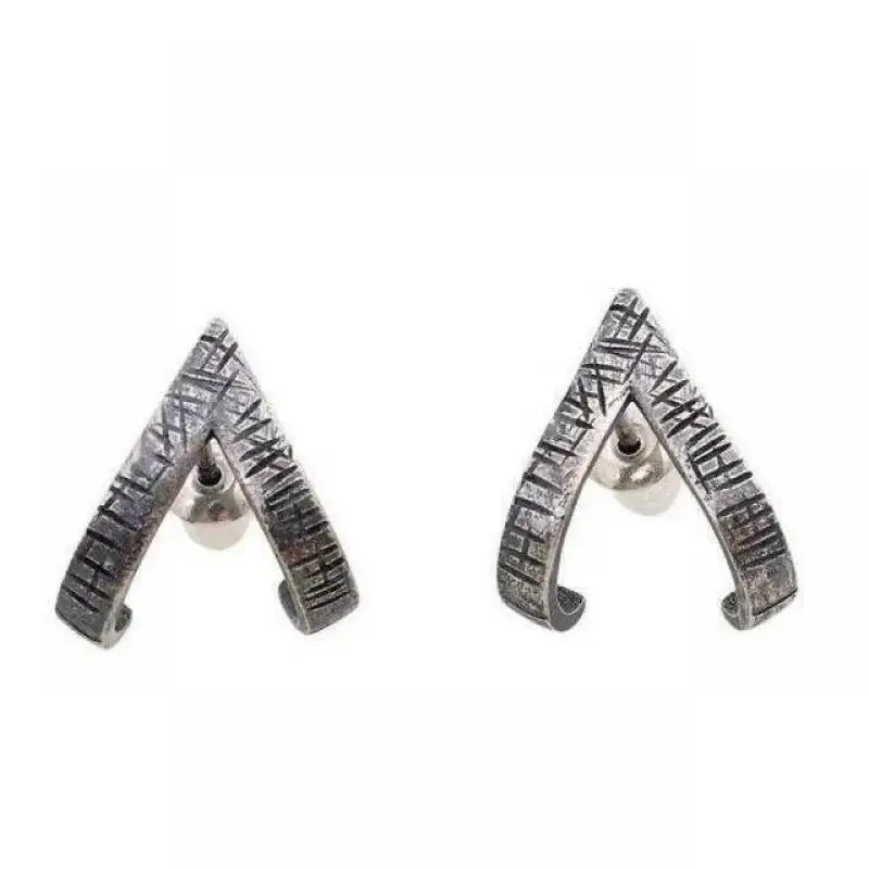 

1 Pair Vintage Punk Triangle Stud Earrings for Men Fashion Simple Metal Earring Casual Geometry Party Jewelry Male Gift