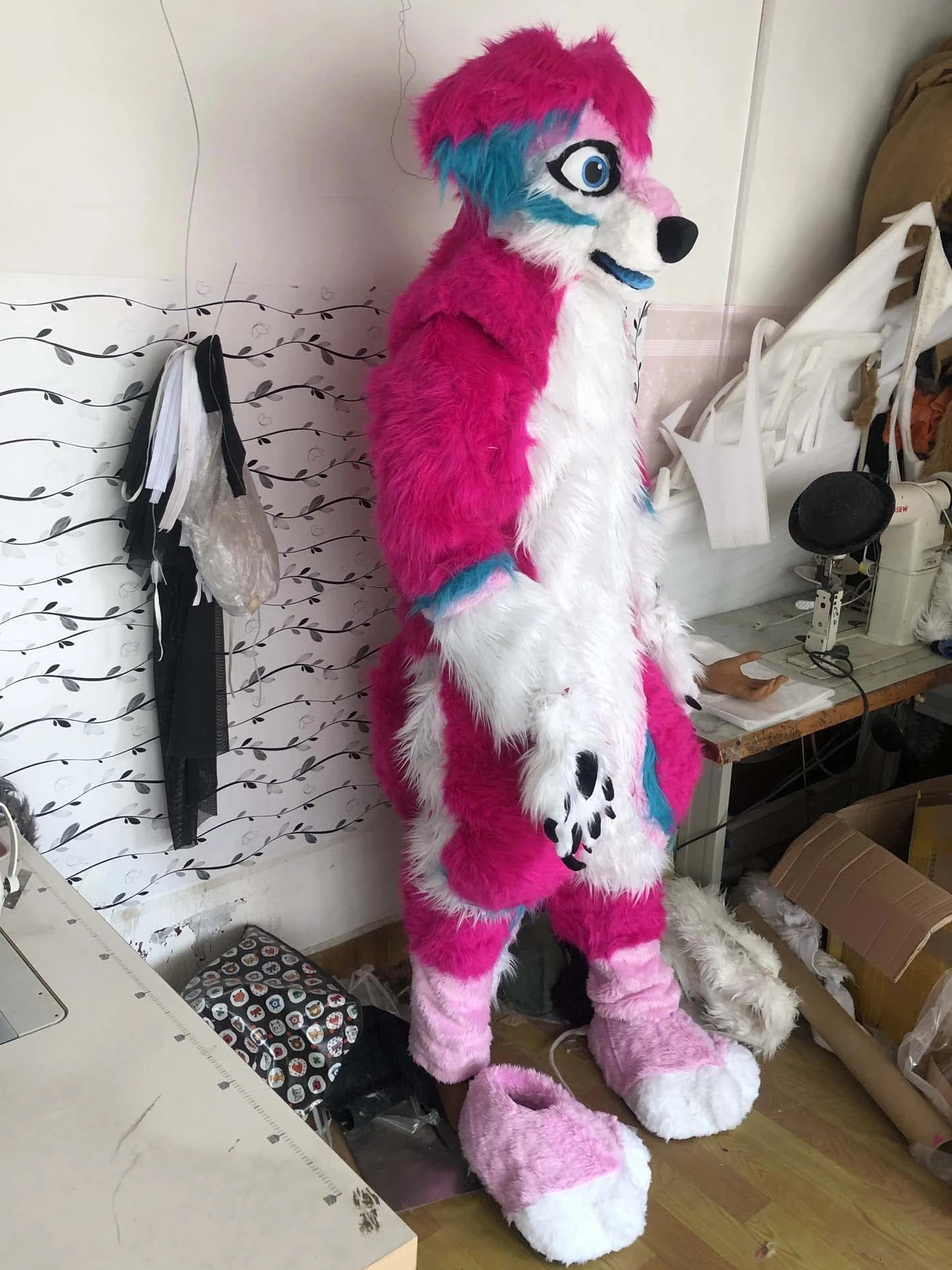 Новый Пушистый Фуксиевый Волосатый Костюм-маскарад Собака-хаски Маскот Костюм Подарок на День Рождения Косплей Вечеринка.