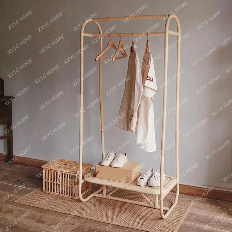 Фото Напольная стойка из ротанга TTins, японская креативная вешалка для отеля B & B, простая скандинавская стойка для украшения спальни №5