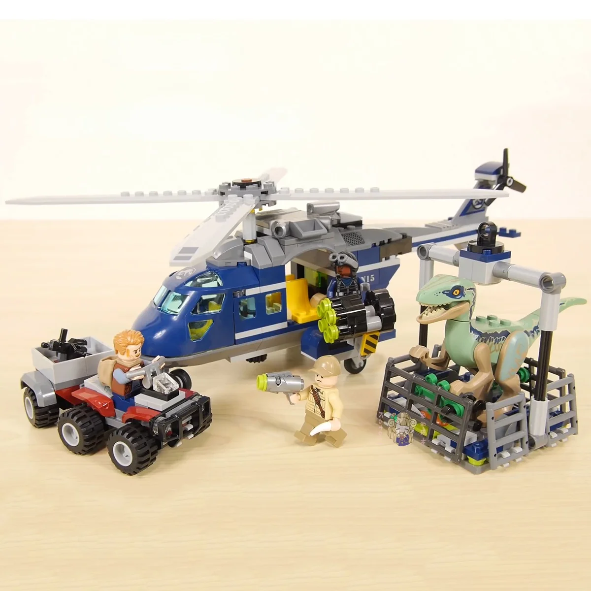 Конструктор Мир Юрского периода 2 совместимый с вертолетом голубого цвета 75928