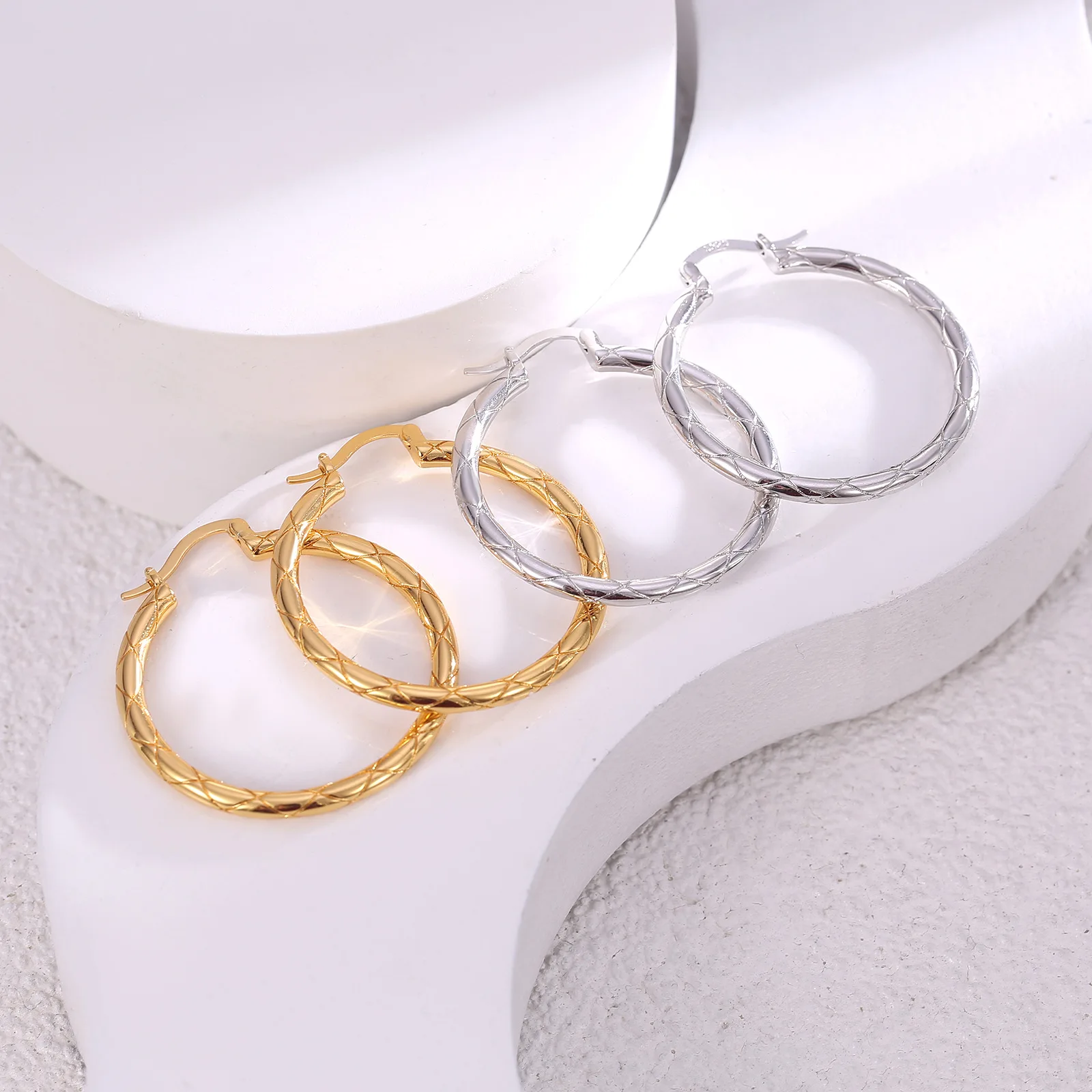 

Trendy Hiphop/Rock Gold Plated Hoop Earrings For Women Simple Luxury Designer Jewelry Accessories