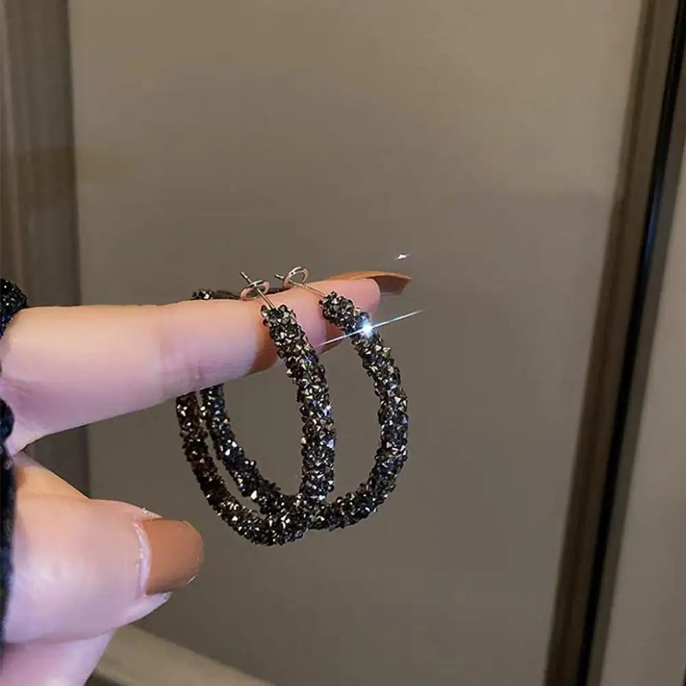 

Fashion Trend Round Black Silver Rhinestone Hoop Earrings Geometric Earrings Women Elegant Exquisite Jewelry Gifts pendientes