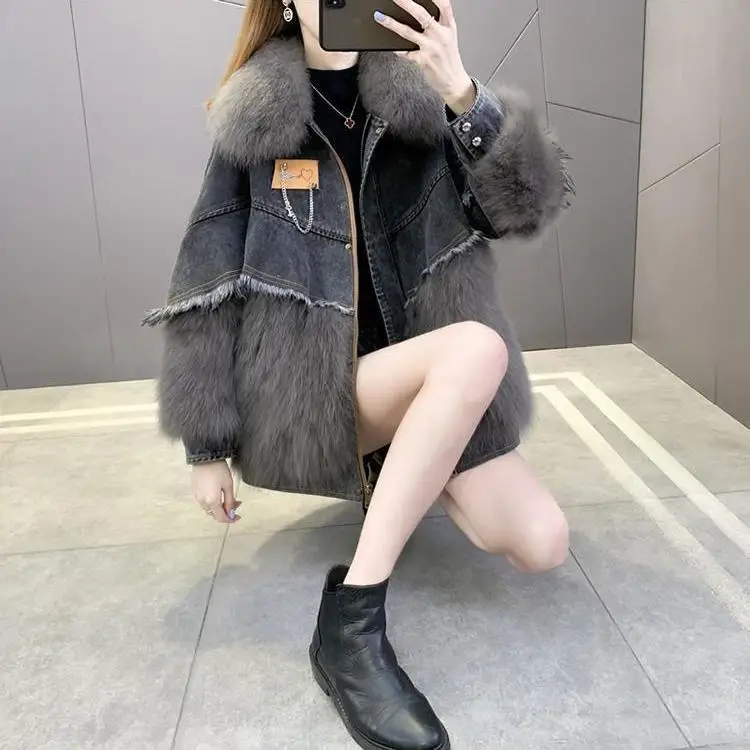 2022 Cowboy Winter Big Fur Denim Jacket Chain Streetwear Loose Snow Parka Women Oversize Harajuku Coat Oversize Coat