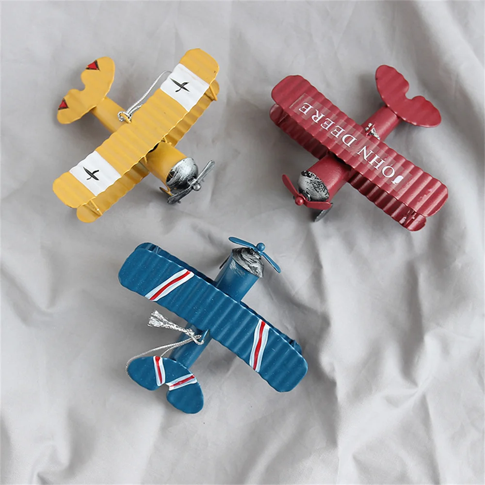 

Vintage Airplane Model Ornaments Iron Desktop Decor Handmade Crafts Home Table Living Room Bedroom Hanging Decoration