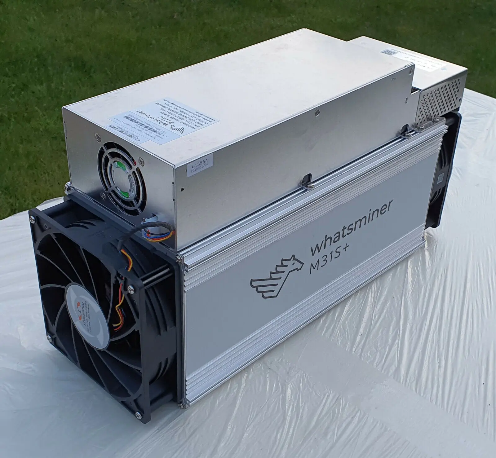 Купите 2 получите 1 бесплатно Новый биткойн-майнер Whatsminer M31 118TH/s SHA-256 ASIC