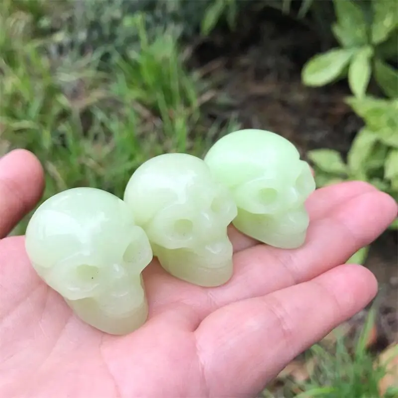 3 8 см светящийся камень череп Резьба полированная статуя Исцеление фэншуй рейки