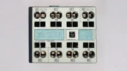 

3RH1921-1FC22 3RH1921-2FJ22 3RH1921-2FE22 3RH1921-2FA22 3RH1921-2FA40 3RH1921-2FA31 вспомогательный переключатель новый оригинальный запасной блок