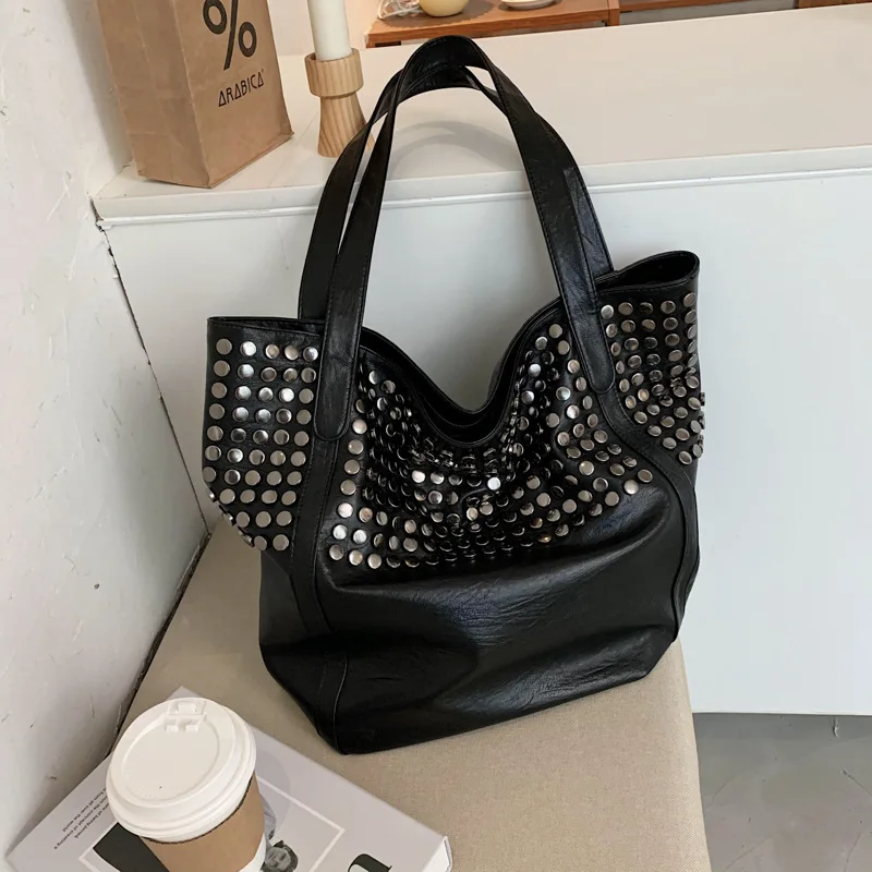 

2022 New Women Western Style Texture Trendy Fashion Simple High Sense Large-Capacity Rivet All-Match Single-Shoulder Bucket Bag