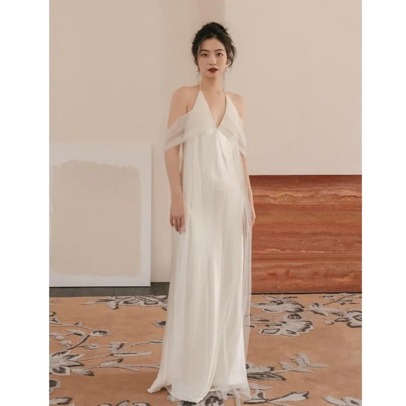 Сексуальные свадебные платья с глубоким v-образным вырезом и открытой спиной