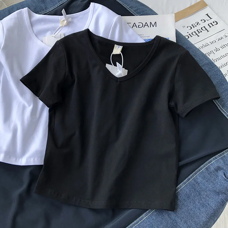 

Женская летняя футболка с коротким рукавом и v-образным вырезом