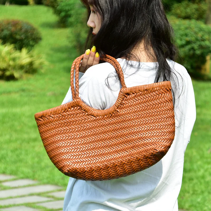 

Dragon diffusion French vintage woven bag genuine leather woven vegetable basket ins hot selling internet celebrity women's bag