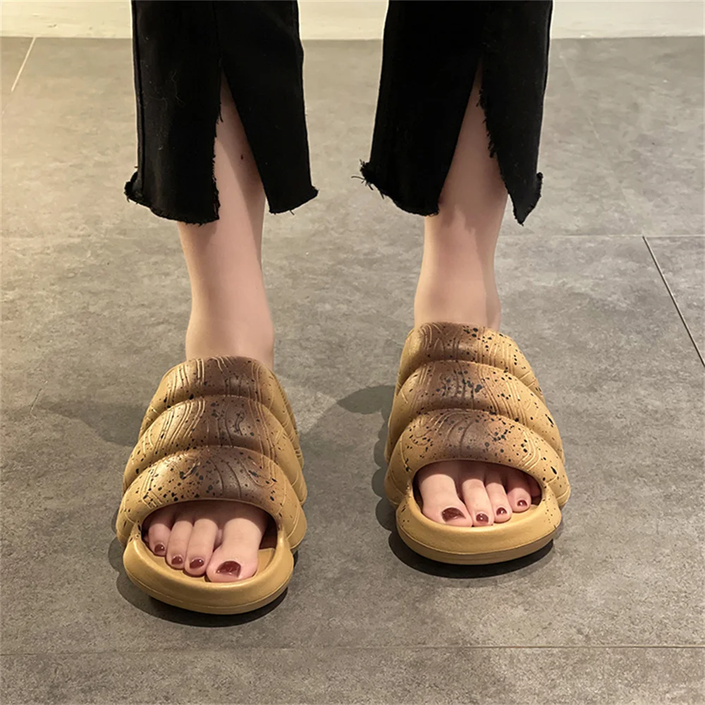 Bread Summer Slippers Chunky Home Slides Comfortable Soft Shoes Casual Outdoor Beach Flip-Flops Funny Slippers Women Sandals