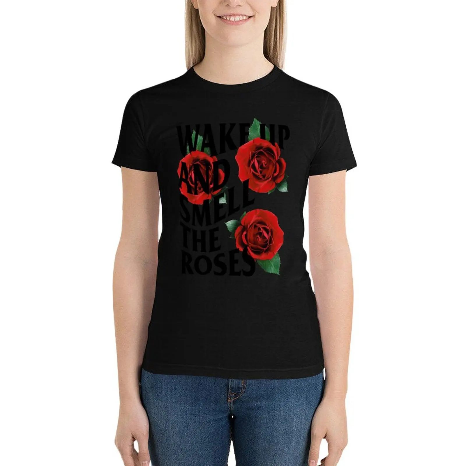 Белая футболка с принтом Пробуждение и запах роз