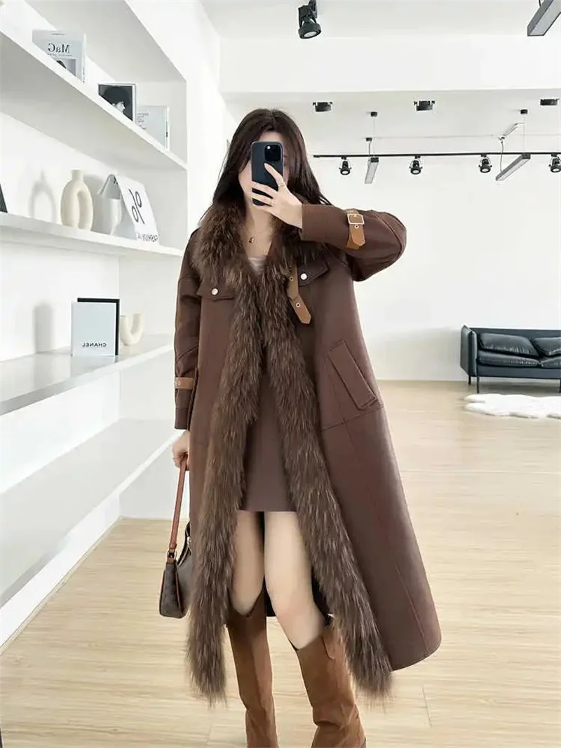 Women's Outerwear 2024 Autumn and Winter New Fashion Item Raccoon fur Collar With Goose Down Lining Long Coat for Women WLF