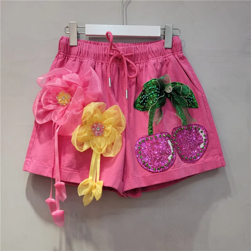 

Spring Summer 2023 New Heavy Industry Beads Embroidered Sequins Flower Casual Shorts Women Sweet Candy Color Denim Shorts Trendy