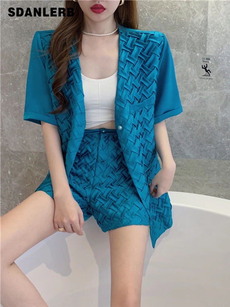 

Fashion Goddess Shirt Short Sleeve Tops Personalized Woven Stitching Loose Shorts Women's 2022 Summer New Two-Piece Suit