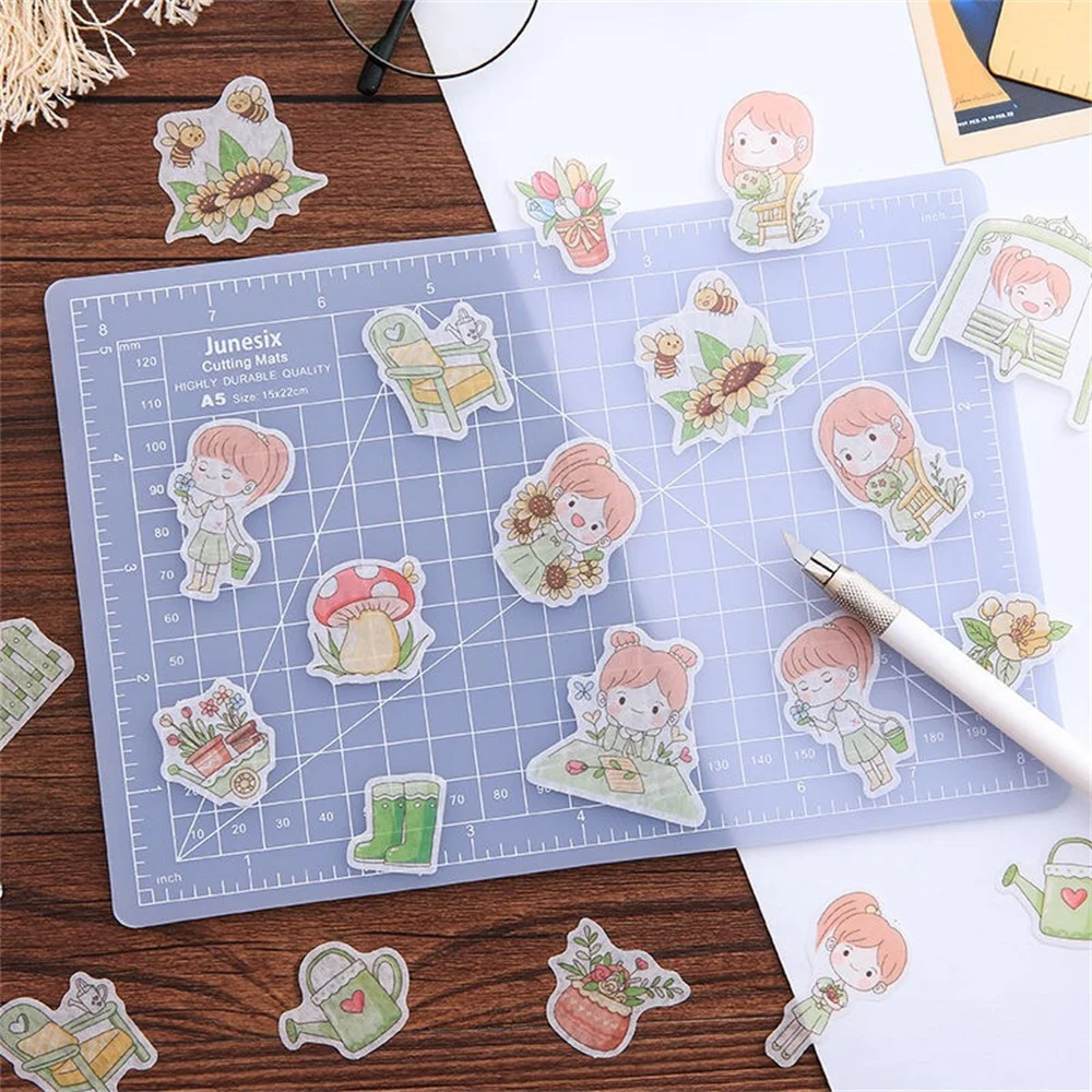 

A5 Translucent PVC Cutting Mat Rubber Stamp Patchwork Carving Pad Artist Manual Sculpture Tool Double-Sided Self-Healing Board