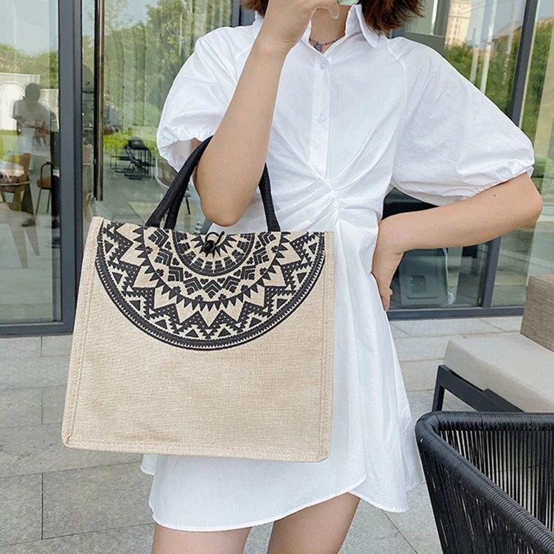 

Vintage Ethnic Style Commuter Bag Large Capacity Shoulder Bag Women's Tote Bag Handbag for Family Gatherings