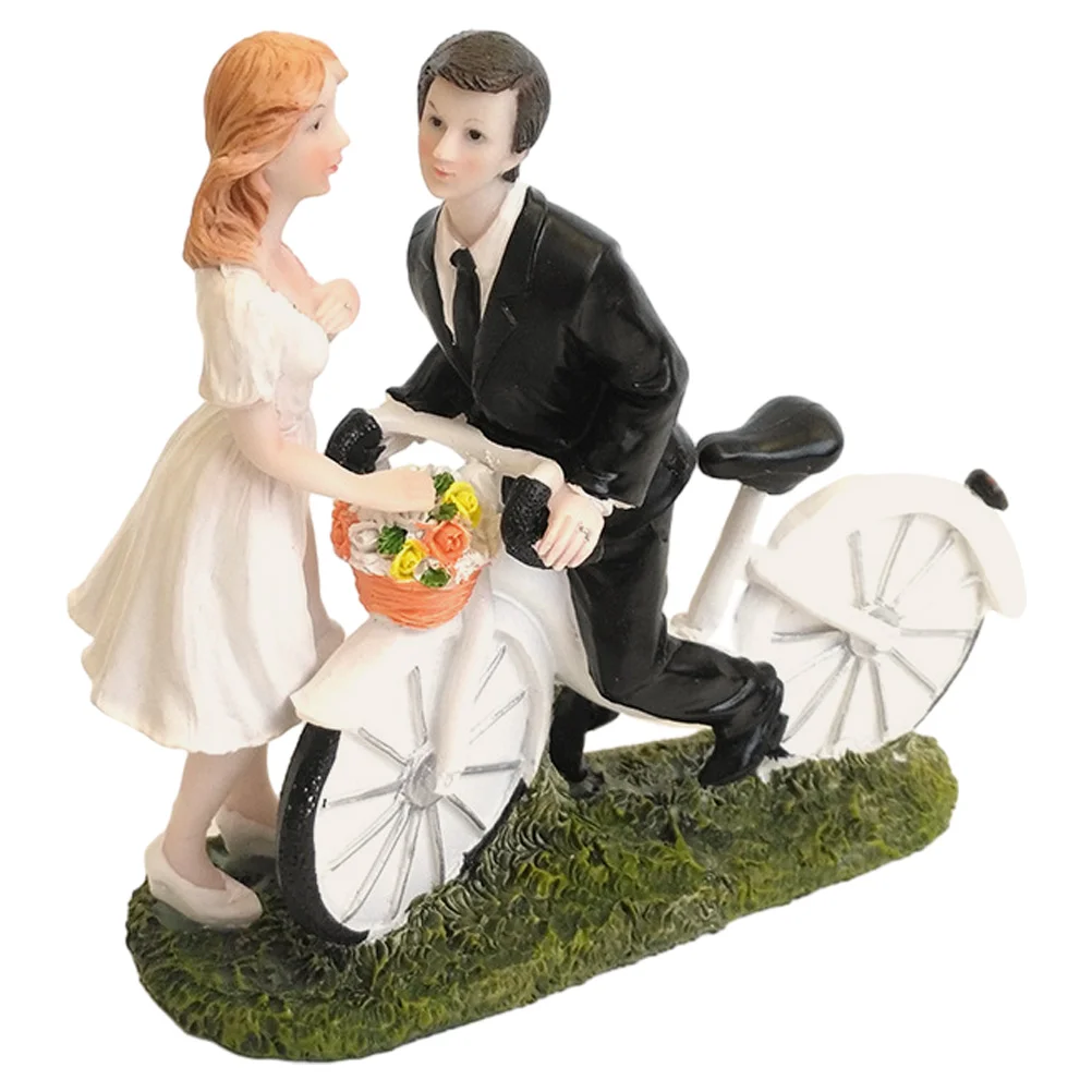 

Delicate Cake Lovers Bathroom Decorations Desktop Couple Figure Resin Wedding