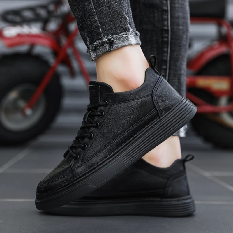 2022 Men Skateboard Shoes Casual 