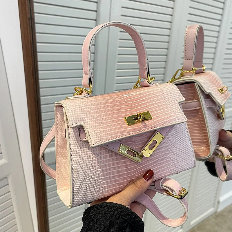 

Fashion Niche Design Handbags For Woman Gradient Quality Pu Leather Shoulder Bags Popular Stripe Pattern Casual Versatile Clutch