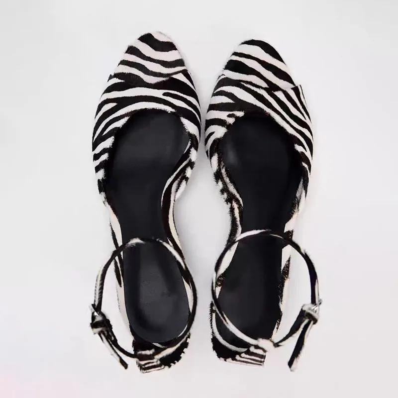 Туфли-лодочки женские с ремешком на щиколотке и открытым носком