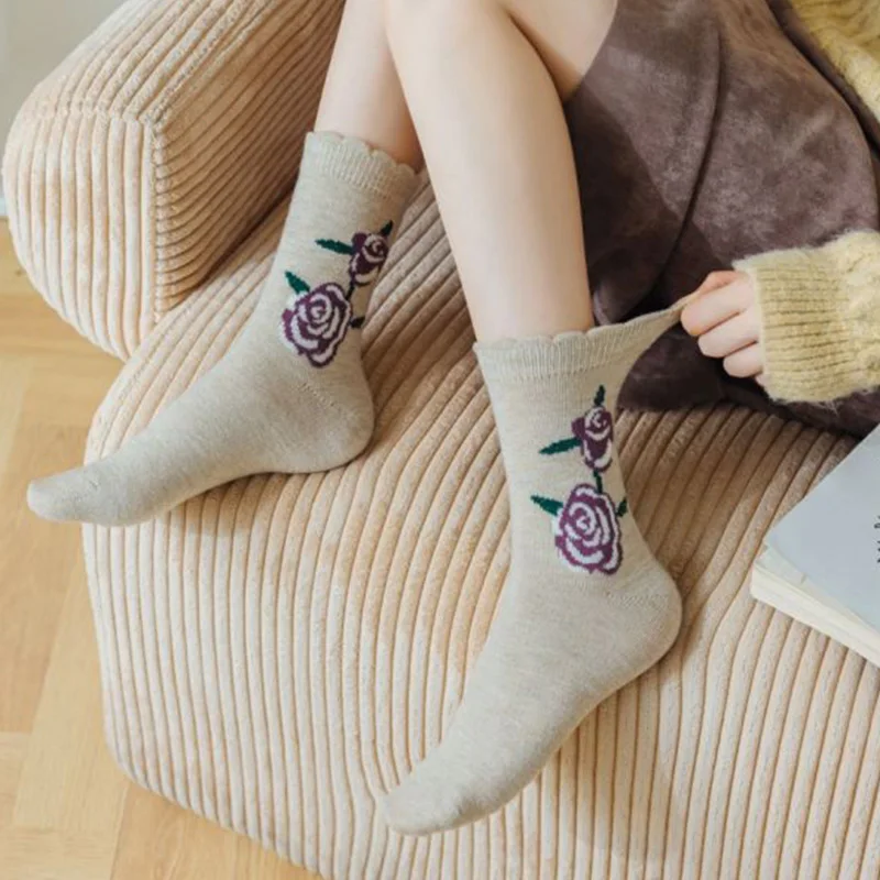 5 Pair Cashmere Purple Flowers Print Women Socks Street Style Cute Long Winter Wool Socks Fashion Comfortable Skateboard Cycling