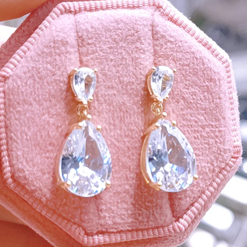 

Uilz Simple and Elegant Dangle Earrings for Women Crystal Teardrop Cubic Zirconia Luxury Bride Wedding Earrings Trendy Jewelry