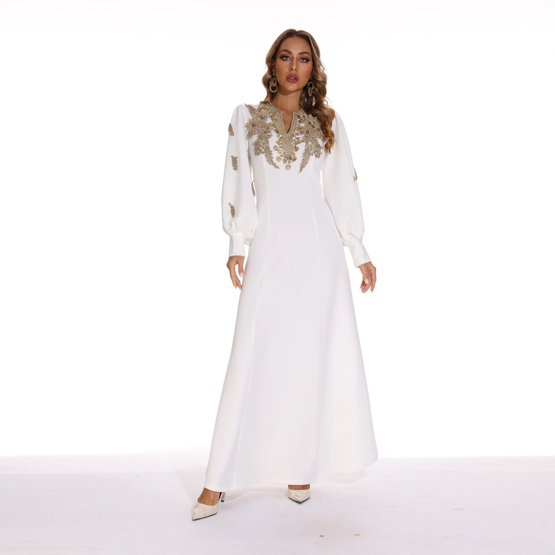 

New Muslim Arab Slim Women Fashion Embroidery White Long