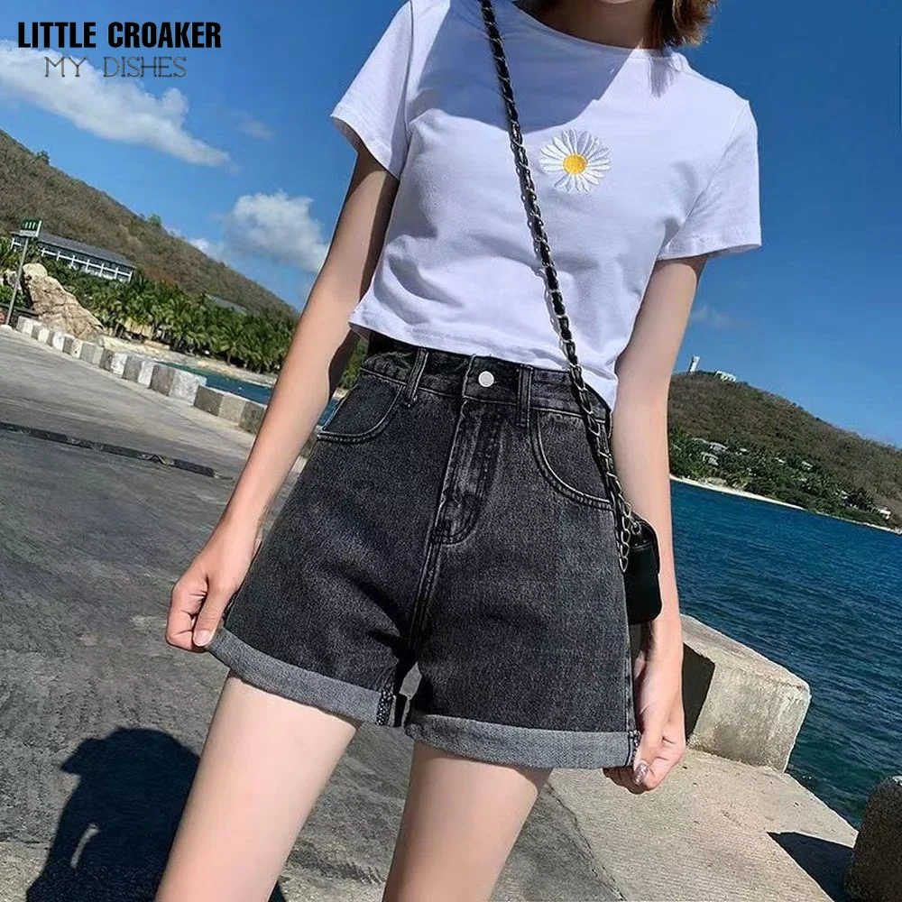 

Jielur New 2022 Summer Women High Waist Button Wigh Leg Jeans Shorts Casual Female Loose Fit Blue Denim Shorts Emo Clothes