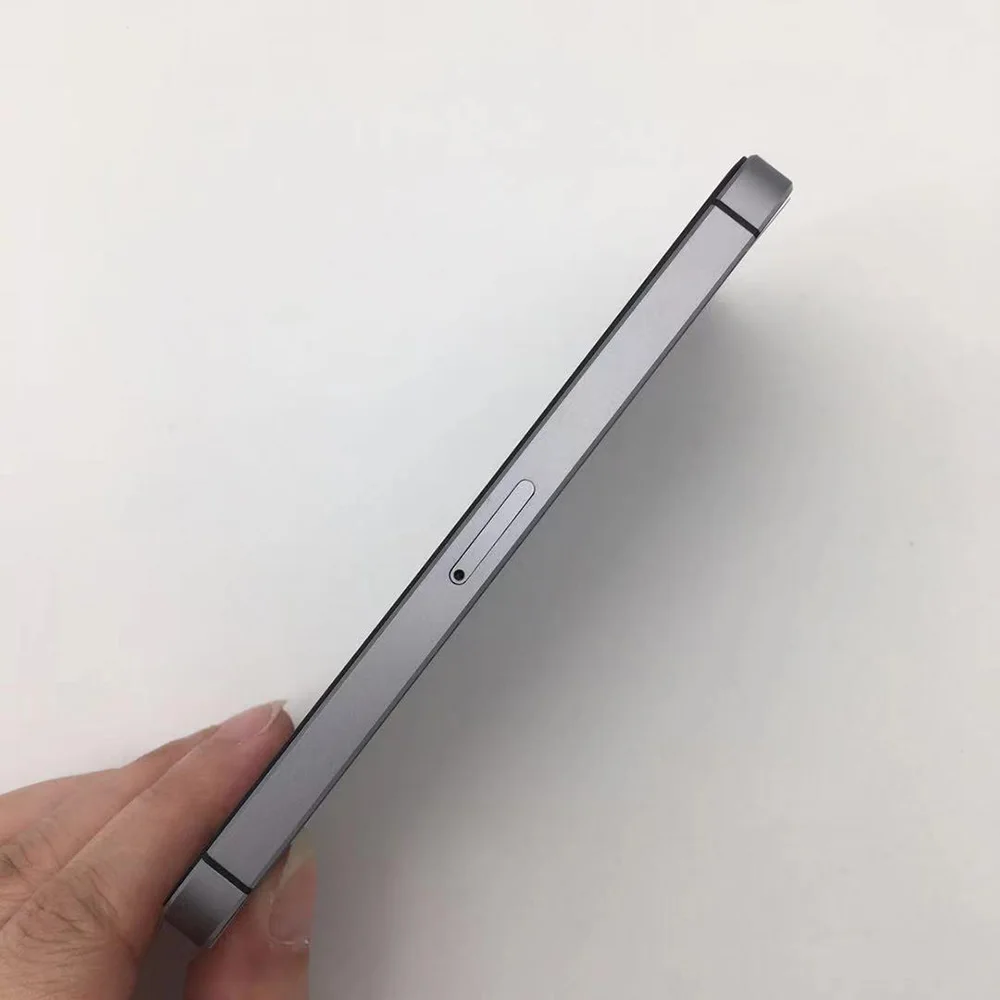Смартфон Apple iPhone 5s 1/16ГБ 1/32ГБ б/у