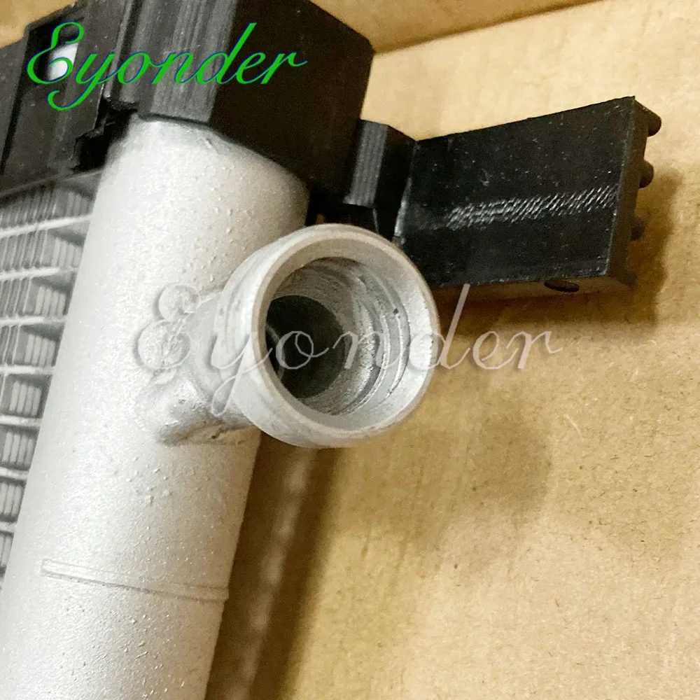 Конденсатор кондиционера переменного тока хорошего качества для TOYOTA RAV 4 2 5 Hybrid