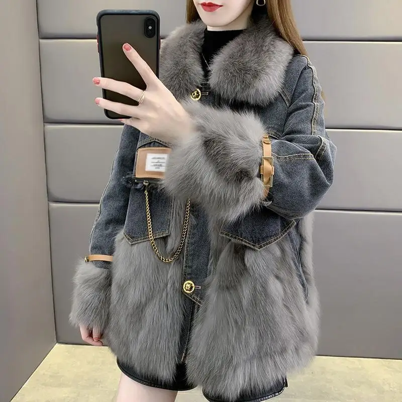 2022 Cowboy Winter Big Fur Denim Jacket Chain Streetwear Loose Snow Parka Women Oversize Harajuku Coat Oversize Coat